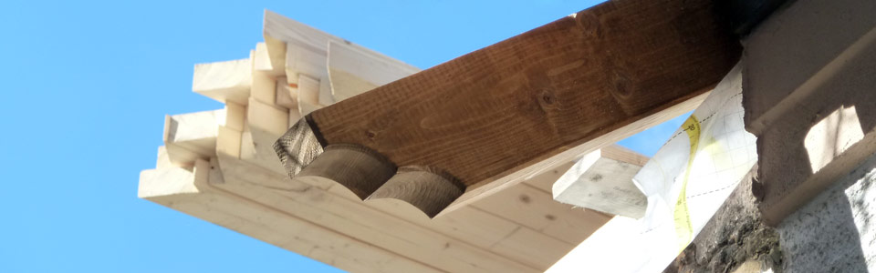 Holzbau am Dach